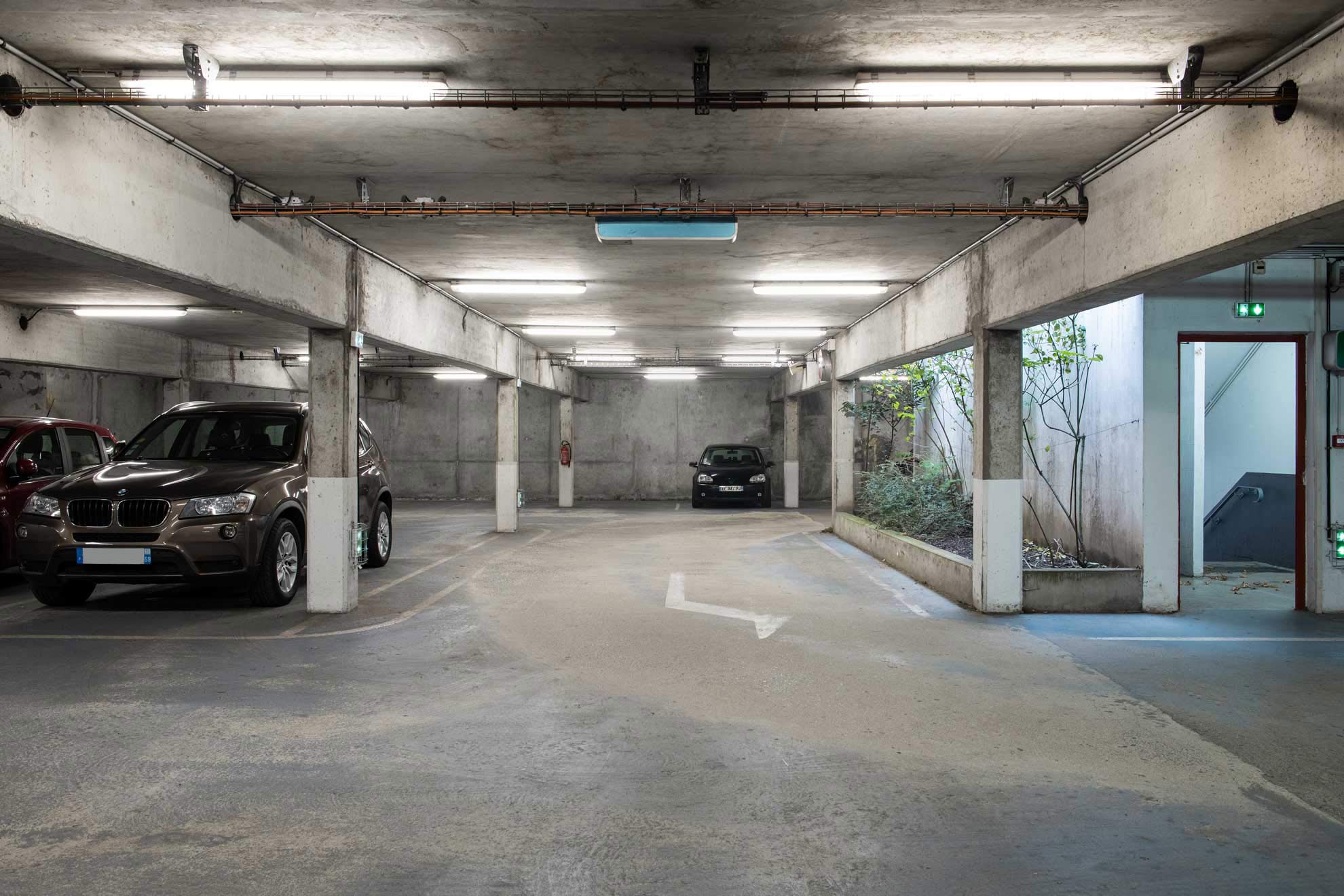 Parking Paraboles